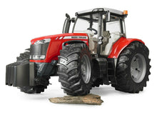 Carica l'immagine nel visualizzatore di Gallery, BRUDER Trattore Massey Ferguson 7600 03046