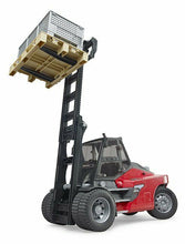 Carica l'immagine nel visualizzatore di Gallery, BRUDER Linde HT160 muletto con pallet e 3 ceste 02513