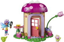 Carica l'immagine nel visualizzatore di Gallery, LEGO GABBY'S DOLLHOUSE La casa in giardino di Gattina Fatina 11212