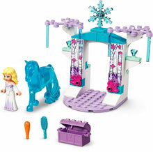 Carica l'immagine nel visualizzatore di Gallery, LEGO DISNEY Elsa e la Stalla di Ghiaccio di Nokk 43209