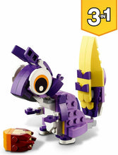 Carica l'immagine nel visualizzatore di Gallery, LEGO CREATOR Creature della Foresta Fantasy 31125
