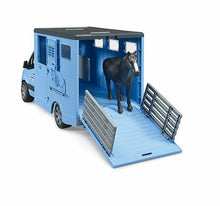 Carica l'immagine nel visualizzatore di Gallery, BRUDER MB Sprinter camion per trasporto animali 1 cavallo 02674