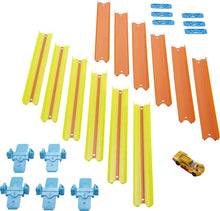 Carica l'immagine nel visualizzatore di Gallery, HOT WHEELS Playset Track Builder Pista Richiudibile con Macchinina GLC91
