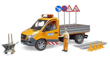Carica l'immagine nel visualizzatore di Gallery, MB Sprinter Lavori Stradali con Personaggio e Accessori BRUDER 02677
