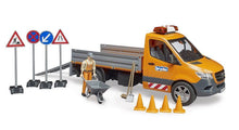 Carica l'immagine nel visualizzatore di Gallery, MB Sprinter Lavori Stradali con Personaggio e Accessori BRUDER 02677
