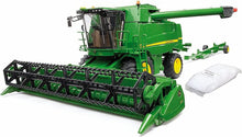 Carica l'immagine nel visualizzatore di Gallery, BRUDER Mietitrice John Deere Combine T670i 02132