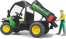 Carica l'immagine nel visualizzatore di Gallery, BRUDER John Deere Gator 855D con figura 02490