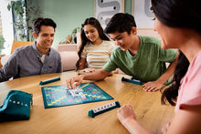 Carica l'immagine nel visualizzatore di Gallery, SCRABBLE Il Gioco delle Parole Crociate MATTEL Y9656