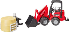 Carica l'immagine nel visualizzatore di Gallery, BRUDER Schaffer Movimento Terra 2034 con accessori e balla fieno 02192