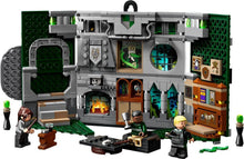 Carica l'immagine nel visualizzatore di Gallery, LEGO HARRY POTTER Stendardo della Casa Serpeverde 76410