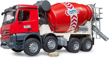 Carica l'immagine nel visualizzatore di Gallery, BRUDER MB Arocs camion betoniera 03655