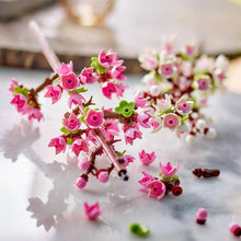 Carica l'immagine nel visualizzatore di Gallery, LEGO FLOWERS Fiori di ciliegio 40725