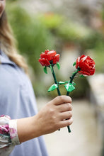 Carica l'immagine nel visualizzatore di Gallery, LEGO FLOWERS Rose 40460