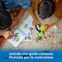 Carica l'immagine nel visualizzatore di Gallery, LEGO CITY Ambulanza di emergenza e snowboarder 60403