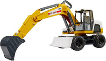 Carica l'immagine nel visualizzatore di Gallery, BRUDER Escavatore mobile Roadmax 03413