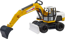 Carica l'immagine nel visualizzatore di Gallery, BRUDER Escavatore mobile Roadmax 03413