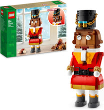 Carica l'immagine nel visualizzatore di Gallery, LEGO Schiaccianoci 40640