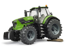 Carica l'immagine nel visualizzatore di Gallery, BRUDER Trattore Deutz 8280 TTV 03160