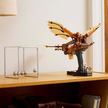 Carica l'immagine nel visualizzatore di Gallery, LEGO ICONS Macchina volante di Leonardo da Vinci 10363
