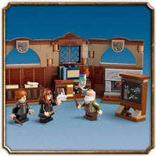 Carica l'immagine nel visualizzatore di Gallery, LEGO HARRY POTTER Castello di Hogwarts: Lezione di incantesimi 76442