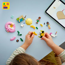 Carica l'immagine nel visualizzatore di Gallery, LEGO FRIENDS Pool Party con unicorno e fenicottero 42658