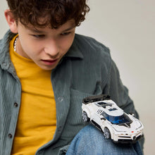Carica l'immagine nel visualizzatore di Gallery, LEGO SPEED CHAMPIONS Hyper Sports Car Bugatti Centodieci 77240