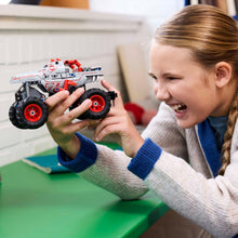 Carica l'immagine nel visualizzatore di Gallery, LEGO TECHNIC Pull-back Monster Jam ThunderROARus 42200