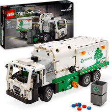 Carica l'immagine nel visualizzatore di Gallery, LEGO TECHNIC Camion della spazzatura Mack LR Electric 42167