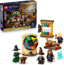 Carica l'immagine nel visualizzatore di Gallery, LEGO HARRY POTTER Castello di Hogwarts: Cerimonia del Cappello Parlante 76460