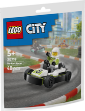 Carica l'immagine nel visualizzatore di Gallery, LEGO POLYBAG City - Pilota di Go-Kart 30719
