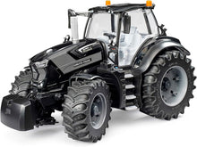 Carica l'immagine nel visualizzatore di Gallery, BRUDER Trattore Deutz 8280 TTV Warrior 03162