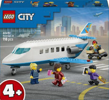 Carica l'immagine nel visualizzatore di Gallery, LEGO CITY Jet passeggeri 60492