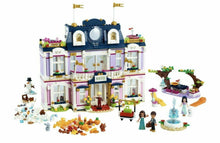 Carica l'immagine nel visualizzatore di Gallery, LEGO FRIENDS Grand Hotel di Heartlake City 41684