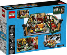 Carica l'immagine nel visualizzatore di Gallery, LEGO IDEAS Friends Central Perk 21319