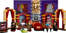 Carica l'immagine nel visualizzatore di Gallery, LEGO HARRY POTTER Lezione di Divinazione a Hogwarts 76396