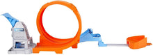 Carica l'immagine nel visualizzatore di Gallery, HOT WHEELS Pista Acrobazie nel Loop con Lanciatore Doppio, Rampa a Molla GTV13