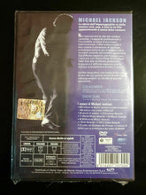Carica l'immagine nel visualizzatore di Gallery, King of Pop. La vera storia di Michael Jackson. Man in the Mirror 2004 DVD Nuovo
