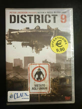 Carica l'immagine nel visualizzatore di Gallery, District 9. Vietato Agli umani (2009) DVD Nuovo
