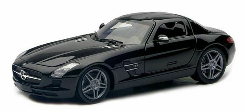 NEW RAY MERCEDES BENZ SLS AMG 1:24 cod. 71193