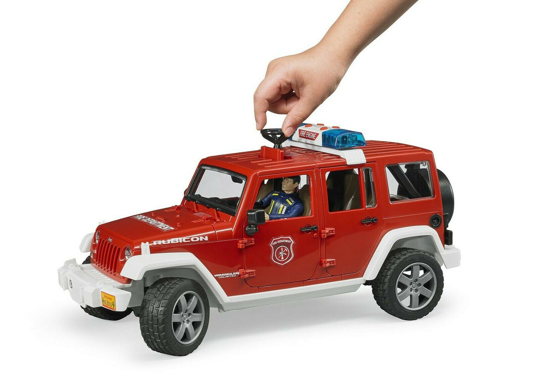 BRUDER JEEP Wrangler Unlimited Rubicon Pompieri, luci e suono e pompiere 02528