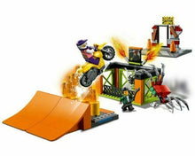 Carica l'immagine nel visualizzatore di Gallery, LEGO CITY Stuntz - Stunt Park 60293
