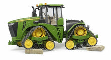 Carica l&#39;immagine nel visualizzatore di Gallery, John Deere 9620RX con Cingoli BRUDER 04055
