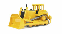 Carica l&#39;immagine nel visualizzatore di Gallery, BRUDER CAT Bulldozer 02422
