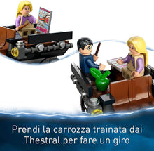 Carica l&#39;immagine nel visualizzatore di Gallery, LEGO HARRY POTTER Thestral e Carrozza di Hogwarts 76400
