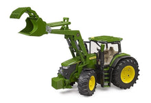 Carica l'immagine nel visualizzatore di Gallery, John Deere 7R con Caricatrice Frontale BRUDER 03151
