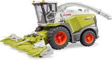 Carica l&#39;immagine nel visualizzatore di Gallery, BRUDER Claas Jaguar 980 Taglia Mais 02134
