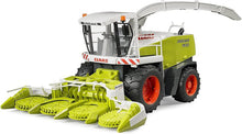 Carica l'immagine nel visualizzatore di Gallery, BRUDER Claas Jaguar 900 taglia mais 02131
