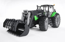 Carica l'immagine nel visualizzatore di Gallery, BRUDER Trattore Deutz Agrotron X720 con benna 03081
