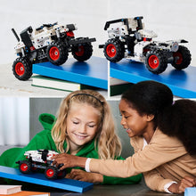 Carica l'immagine nel visualizzatore di Gallery, LEGO TECHNIC Monster Mutt Monster Jam Dalmata 42150
