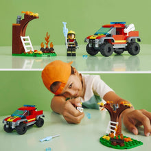 Carica l'immagine nel visualizzatore di Gallery, LEGO CITY Soccorso sul fuoristrada dei pompieri 60393
